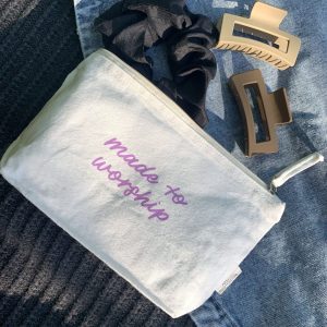 Necessaire flieder